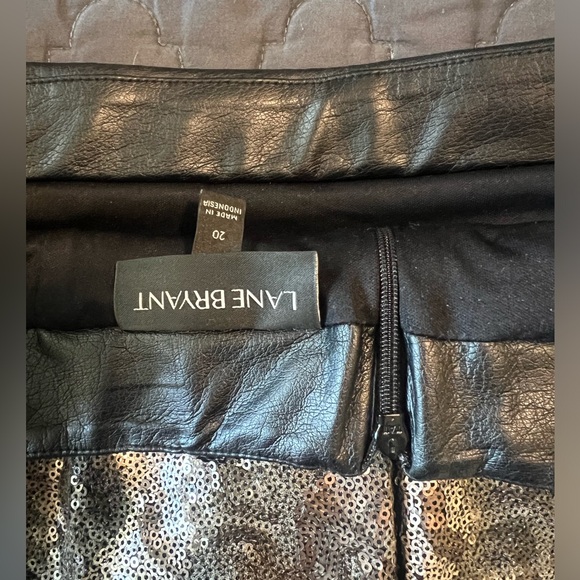 Lane Bryant Sequin Camo Print Skirt Size 20 - Picture 6 of 8
